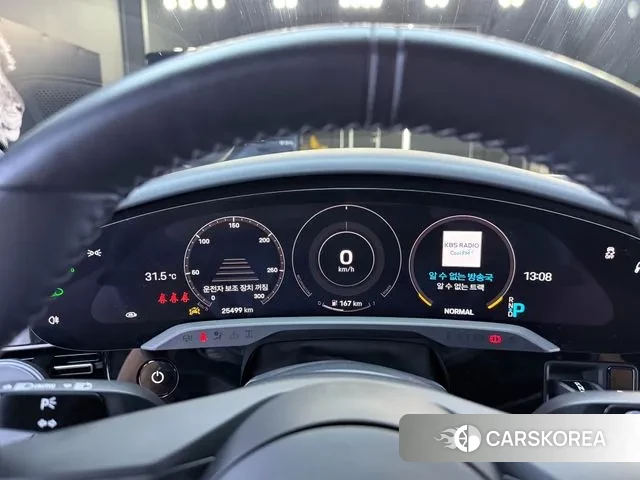 Porsche Taycan id 3064222 из Кореи 18