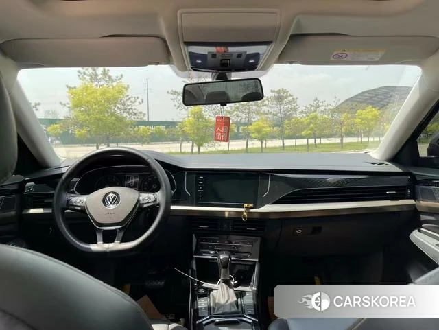 Volkswagen Passat id 4341808 из Китая 8