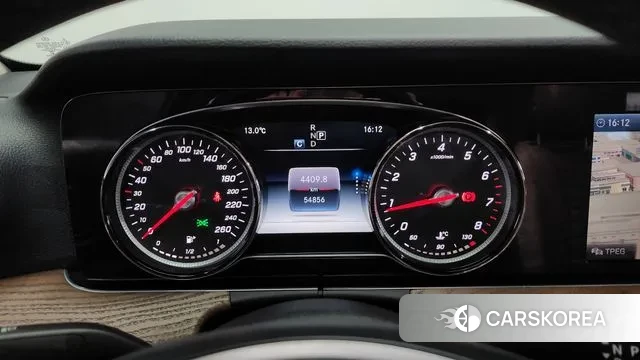 Mercedes-Benz E-Class W213 id 3423586 из Кореи 18