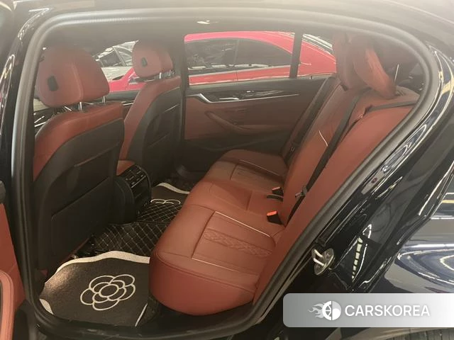 BMW 5 series id 4260691 из Китая 13