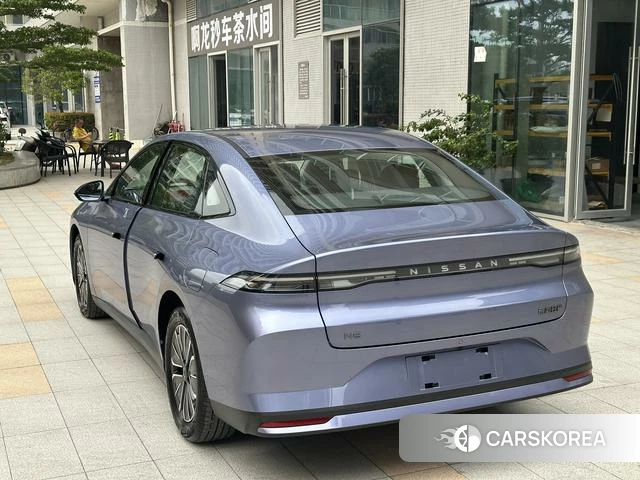 Nissan N6 id 4277017 из Китая 18