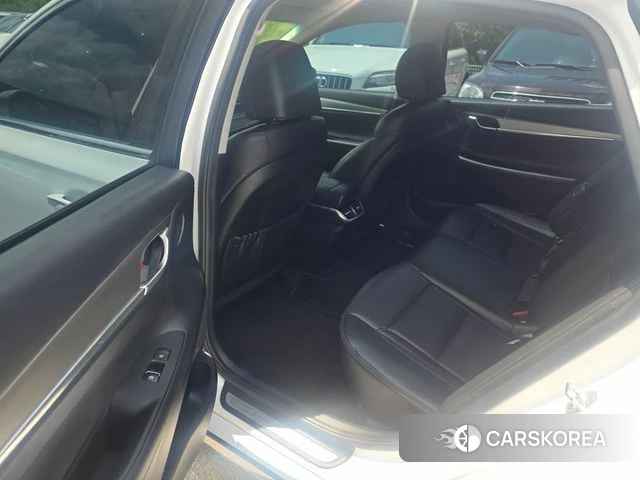 Hyundai The New Grandeur IG Hybrid id 4628617 из Кореи 18