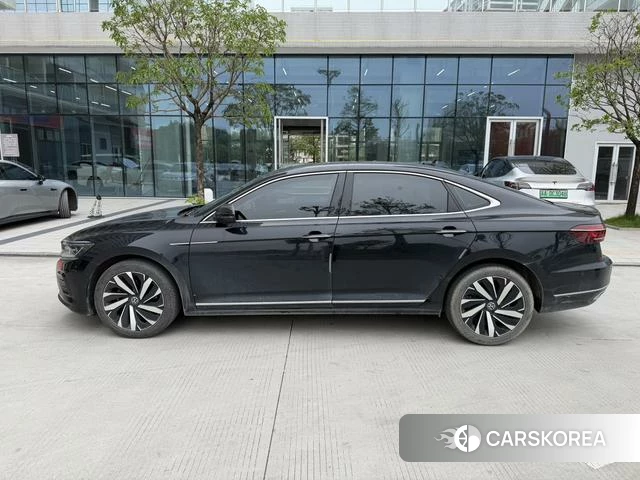 Volkswagen Passat id 4273682 из Китая 8
