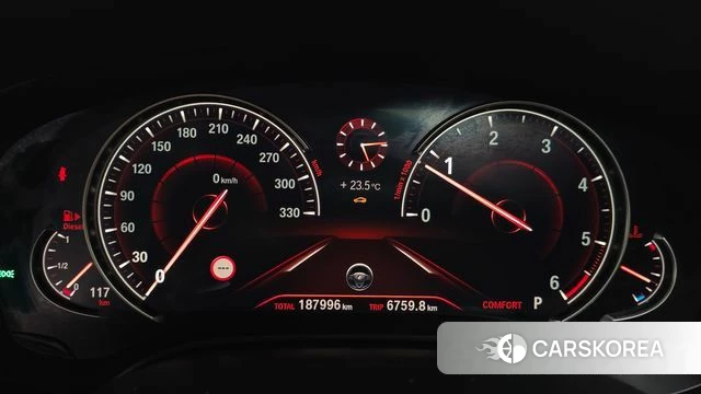 BMW 5 Series (G30) id 4397948 из Кореи 18