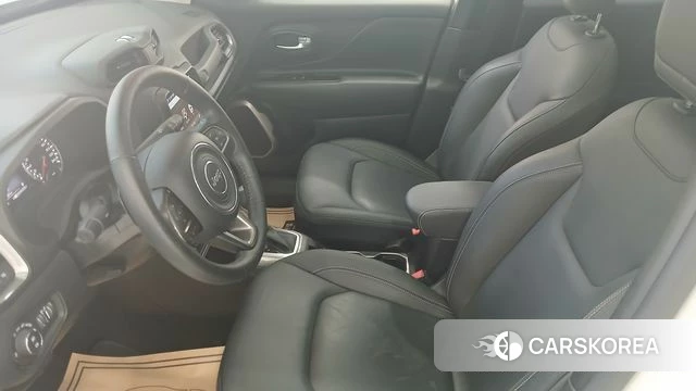 Jeep Renegade id 4642045 из Кореи 18
