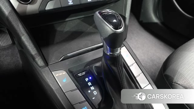 Hyundai Avante AD id 4520965 из Кореи 25