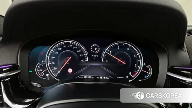 BMW 5 Series (G30) id 3469944 из Кореи 18