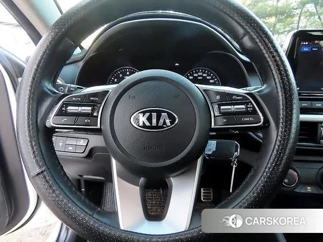 Kia Come New K3 id 3519989 из Кореи 16