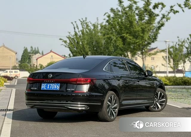 Volkswagen Passat id 4240922 из Китая 11