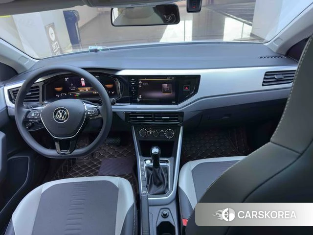 Volkswagen Polo id 4359224 из Китая 18