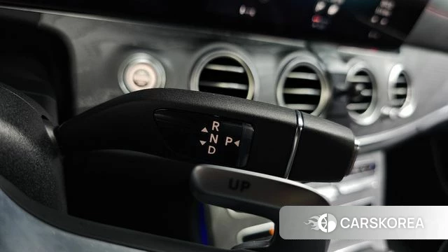 Mercedes-Benz E-Class W213 id 4480782 из Кореи 37