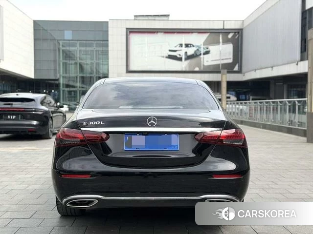Mercedes-Benz E-class id 4264926 из Китая 9