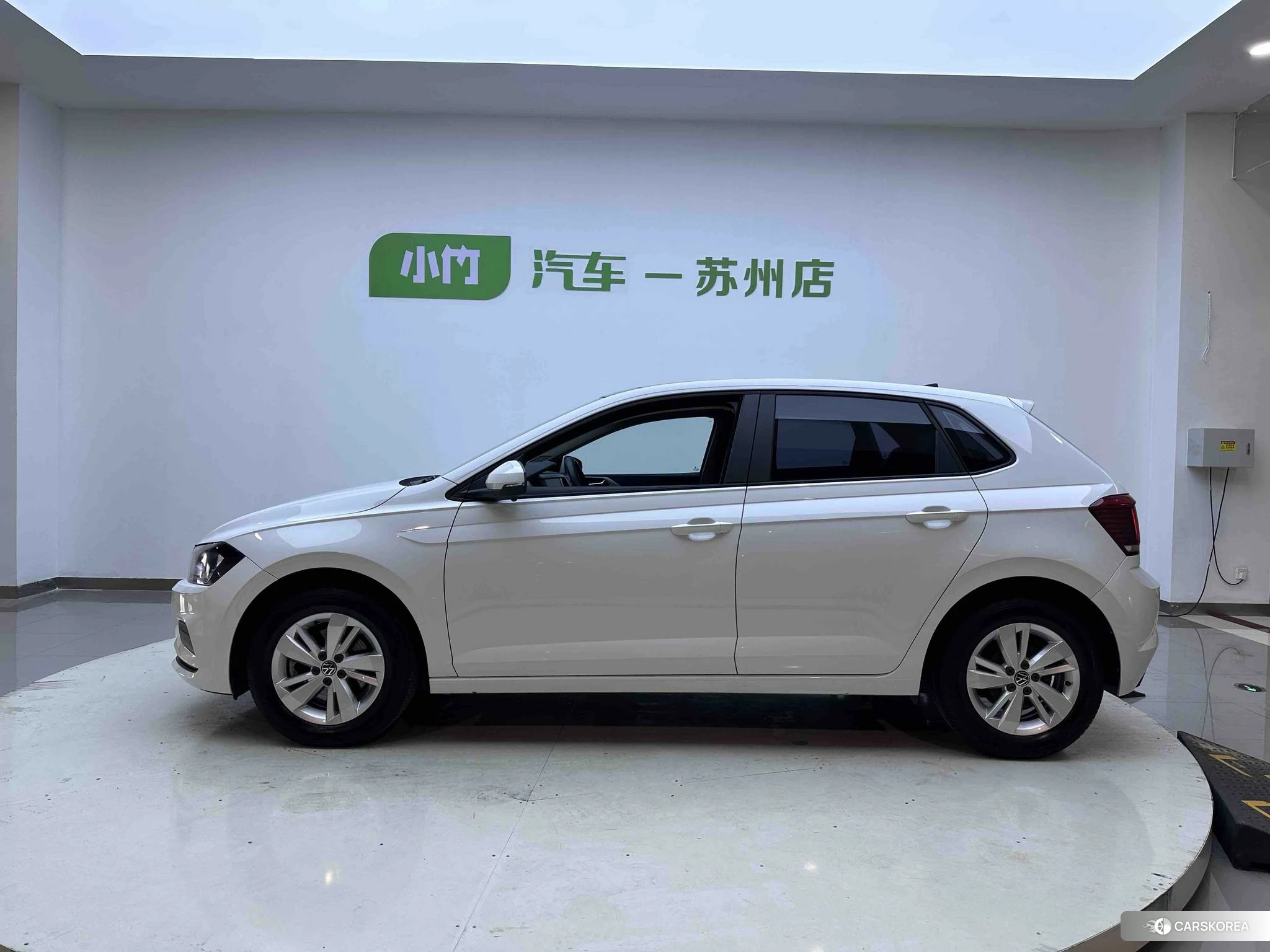 Volkswagen Polo id 4510500 из Китая 18