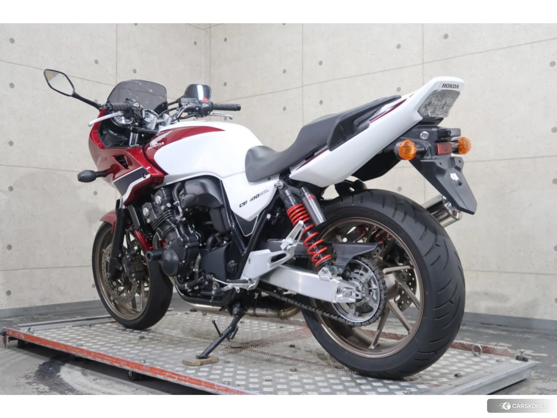 Honda CB400SF BOLDOR id 4184919 из Японии 29