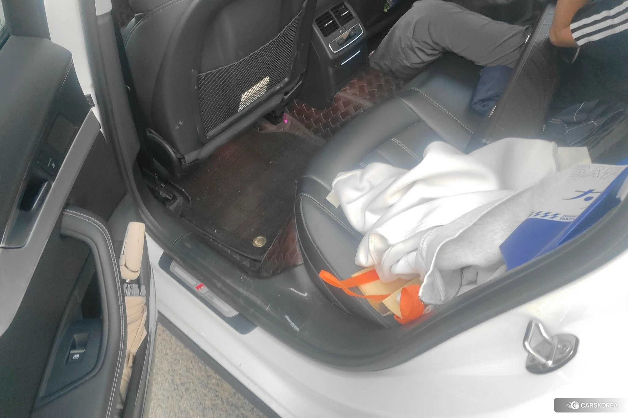 Audi A4L id 4453678 из Китая 15