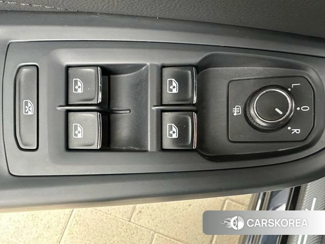 Volkswagen Passat id 4218224 из Китая 14