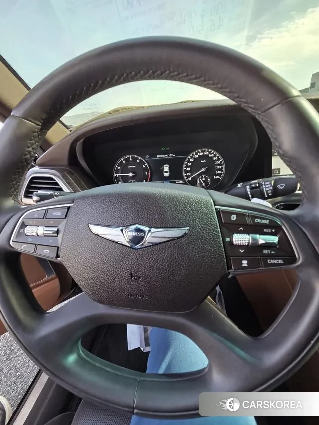 Genesis G90 id 3535807 из Кореи 18