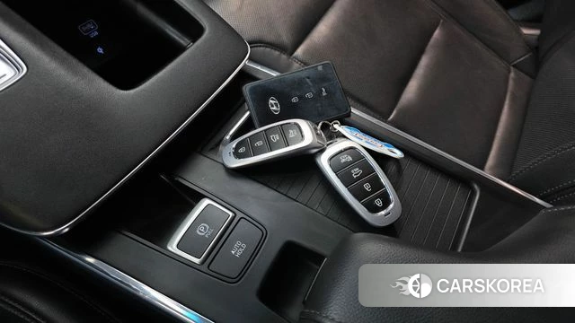 Hyundai The New Grandeur IG Hybrid id 4294252 из Кореи 31