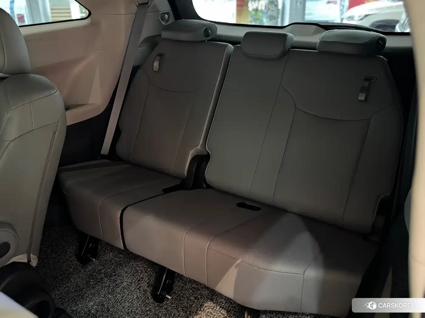 Toyota Sienna id 4547431 из Китая 23