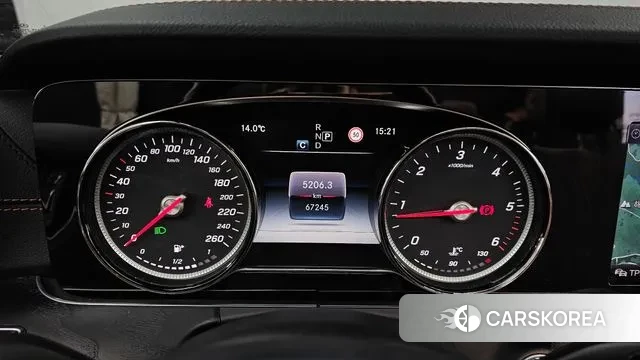 Mercedes-Benz E-Class W213 id 3391497 из Кореи 18