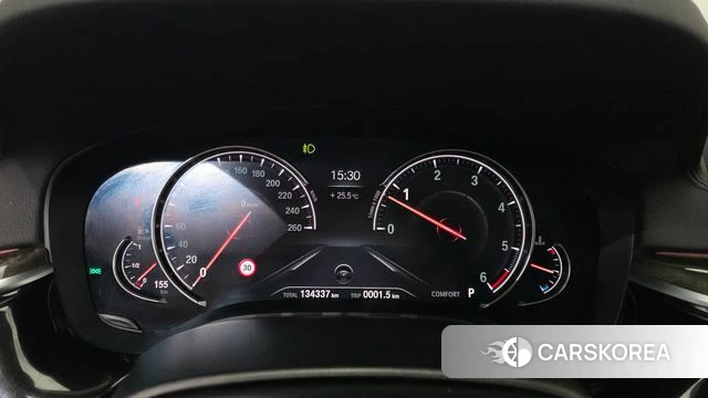 BMW 5 Series (G30) id 4424714 из Кореи 18