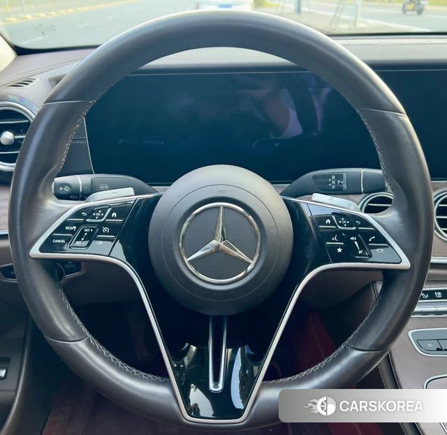 Mercedes-Benz E-class id 4264994 из Китая 16