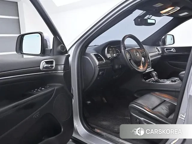 Jeep Grand Cherokee id 3161954 из Кореи 18