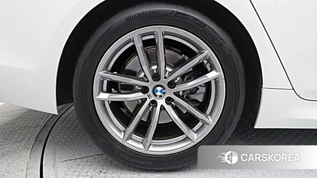 BMW 5 Series (G30) id 4476741 из Кореи 18