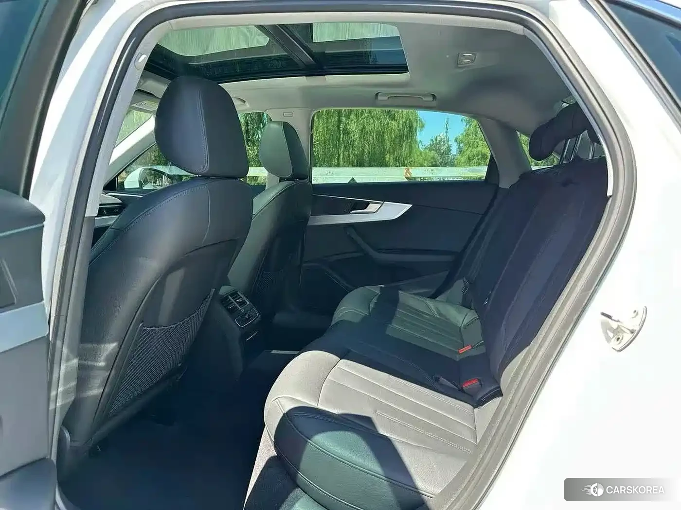 Audi A4L id 4583906 из Китая 8