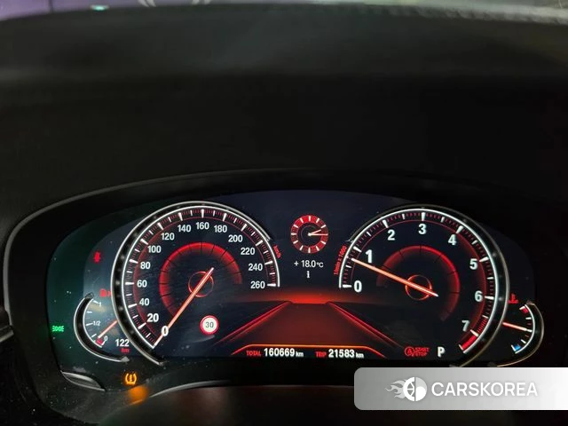 BMW 5 Series (G30) id 3966548 из Кореи 17