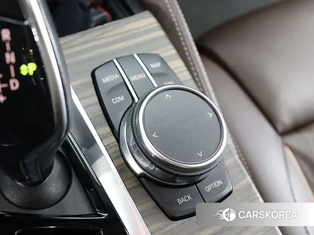 BMW 5 Series (G30) id 2966287 из Кореи 18