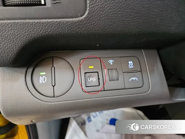 Hyundai The New Grand Starex id 3695544 из Кореи 18