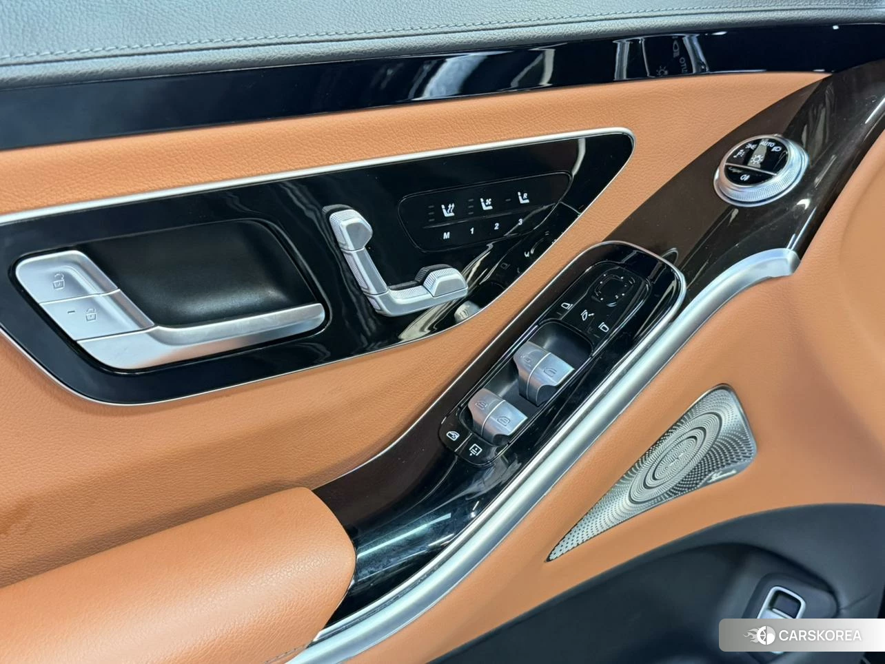 Mercedes-Benz S-class id 4493287 из Китая 9
