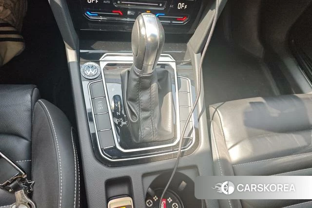 Volkswagen Magotan id 4276695 из Китая 15