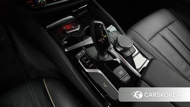 BMW 5 Series (G30) id 4551801 из Кореи 31