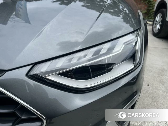 Audi A4L id 4335158 из Китая 9