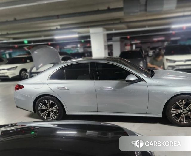 Mercedes-Benz E-Class W214 id 4546744 из Кореи 12