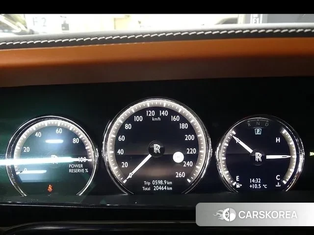 Rolls-Royce Phantom id 3707804 из Кореи 18