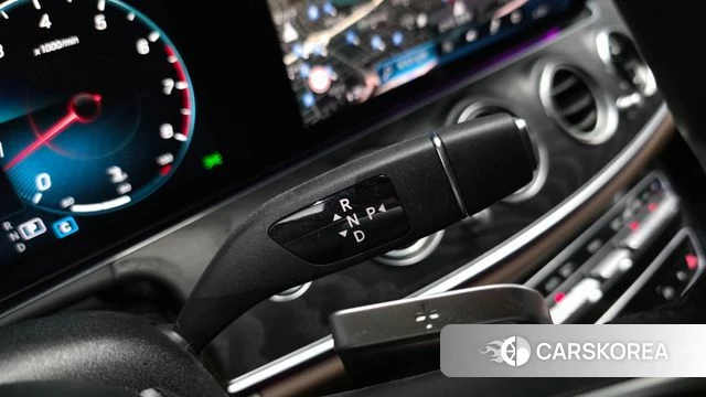 Mercedes-Benz E-Class W213 id 4186128 из Кореи 29