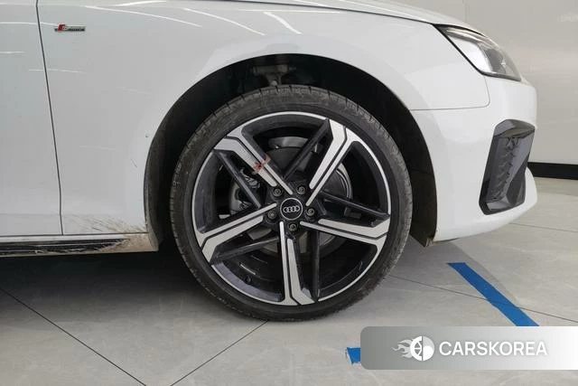 Audi A4L id 4333572 из Китая 15