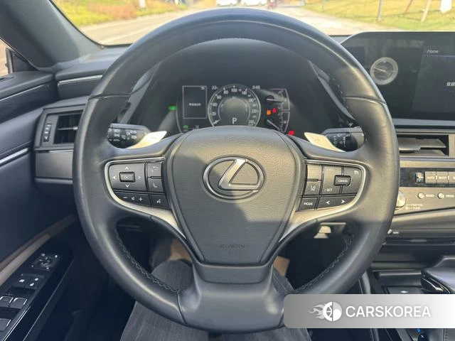 Lexus ES id 4260922 из Китая 10