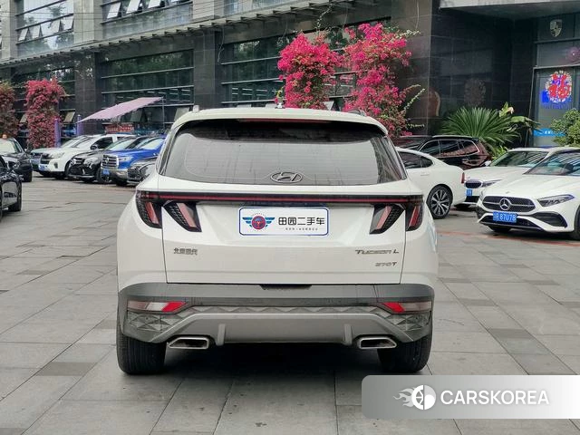 Hyundai Tucson id 4392432 из Китая 9