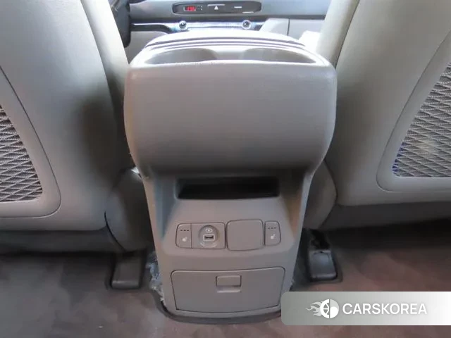 Kia The New Carnival id 3380354 из Кореи 18