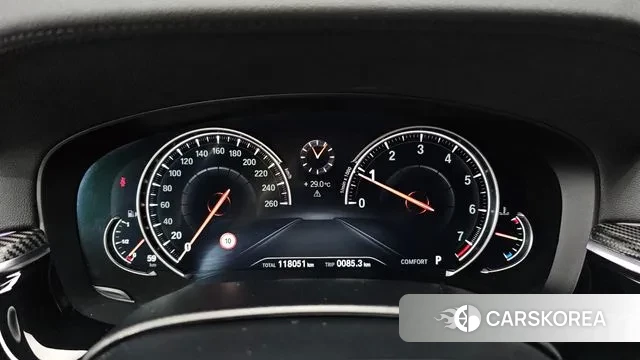 BMW 5 Series (G30) id 2986717 из Кореи 18