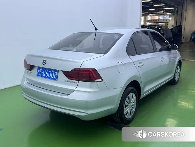 Volkswagen Santana id 4272961 из Китая 12