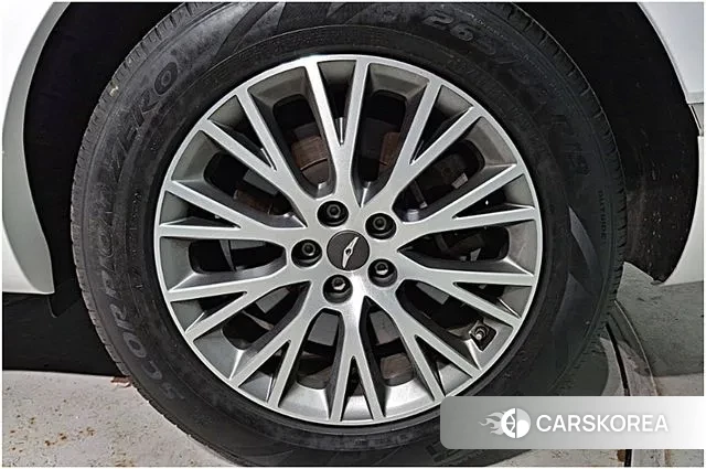 Genesis GV80 id 3161281 из Кореи 18