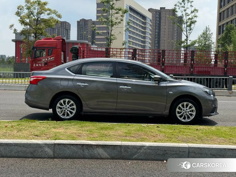 Nissan Sylphy id 4479257 из Китая 16