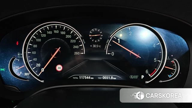 BMW 5 Series (G30) id 4558018 из Кореи 31