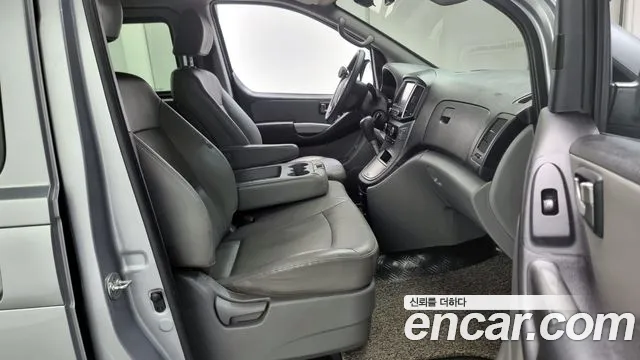 Hyundai The New Grand Starex id 2763284 из Кореи 18