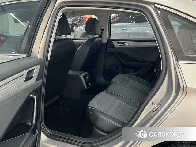 Volkswagen Sagitar id 4260190 из Китая 8